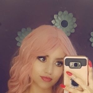 Meet your Posher, Dayana